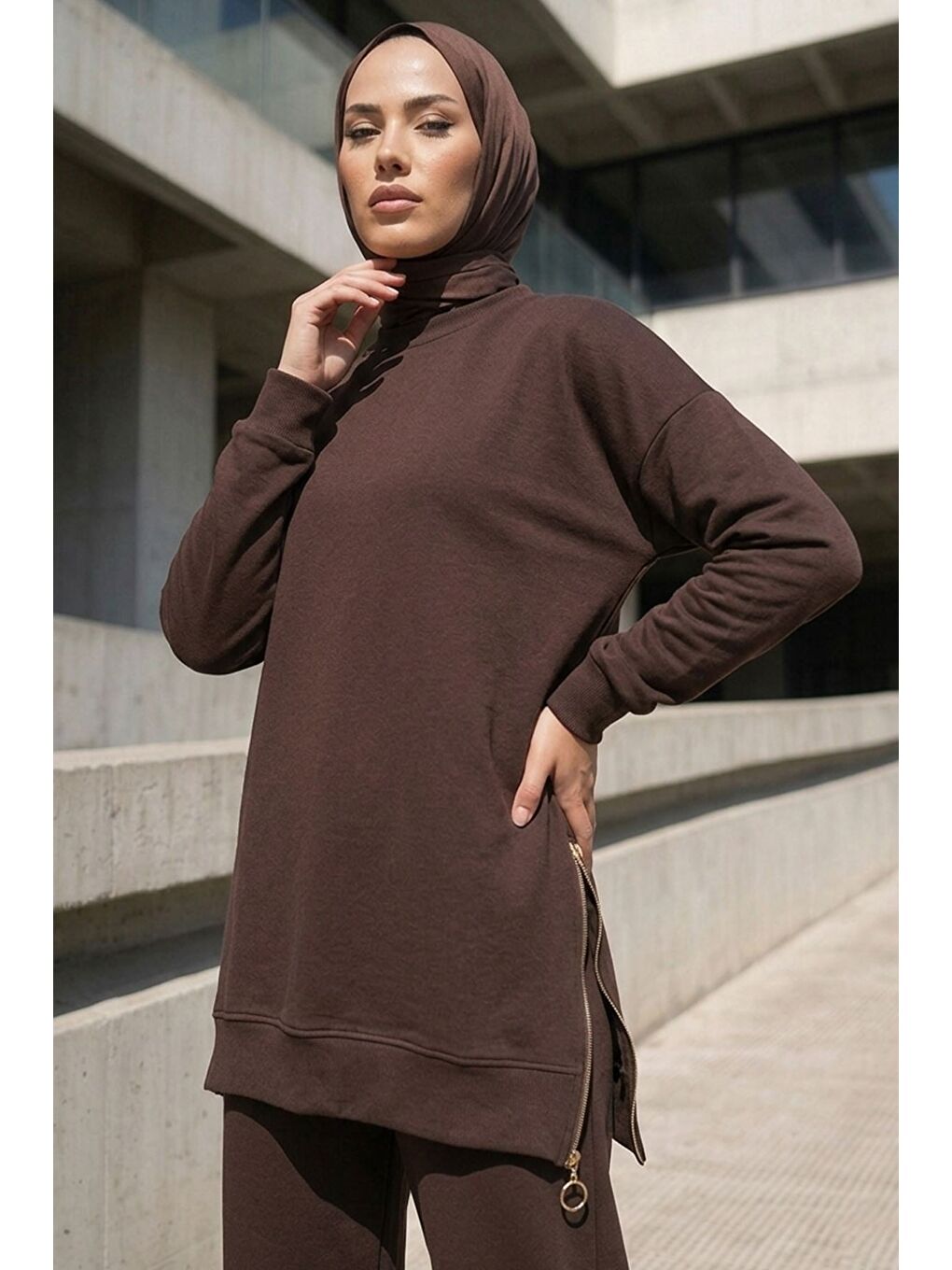 Kahverengi Yan Fermuarlı Tunik Pantolon Tesettür İkili Takım-3