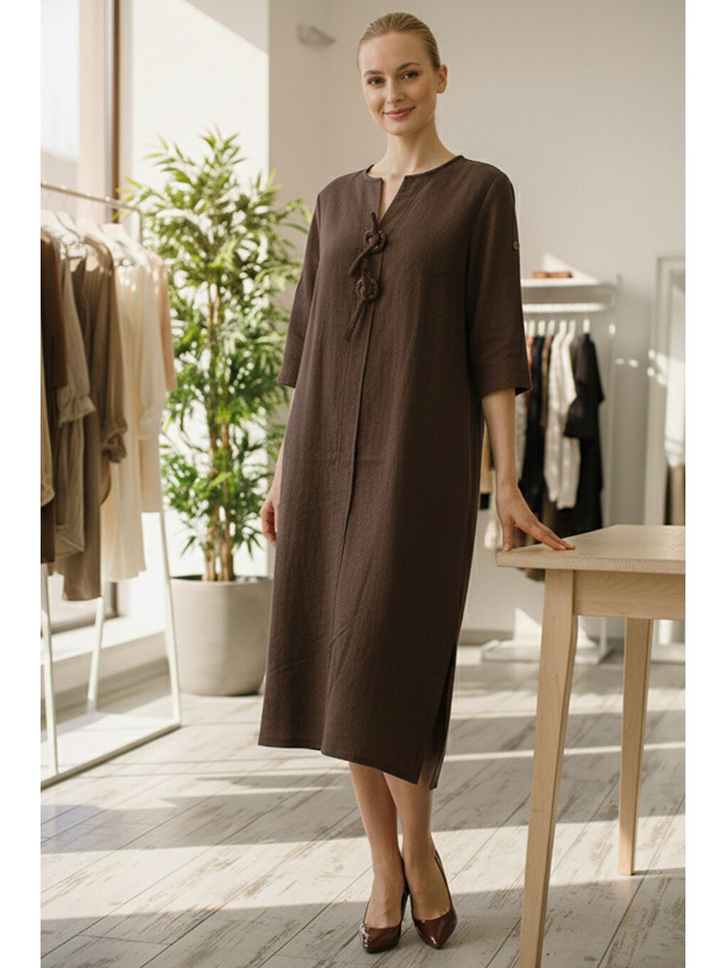 İtalyan Kahverengi Düğmeli 3/4 Kol Yırtmaçlı İnce Fitilli Kadife Uzun Dokuma Elbise 120 55-1