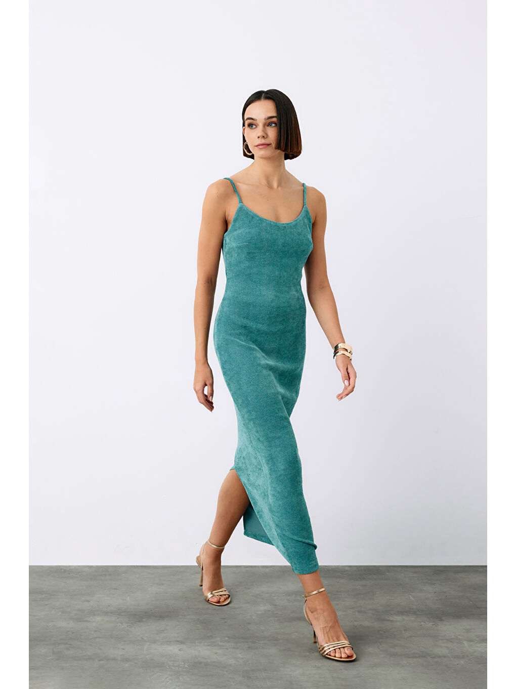 Yeşil Askılı Kadife Midi Elbise - Mint-3