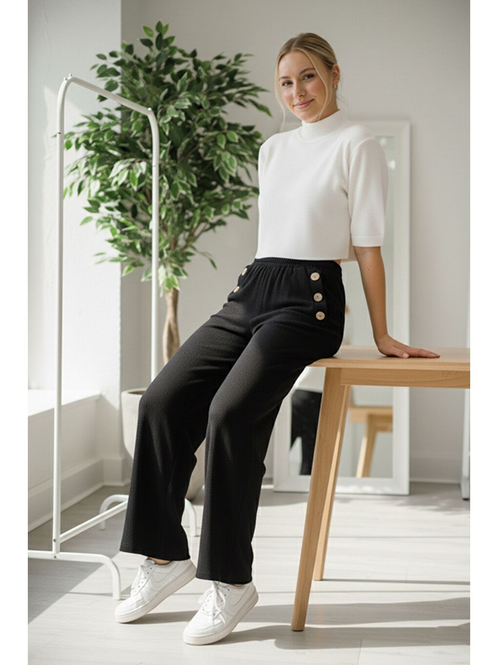 İtalyan Siyah Cepli Lastikli Bel Geniş Paça İnce Fitilli Kadife Dokuma Pantolon 100 62-4