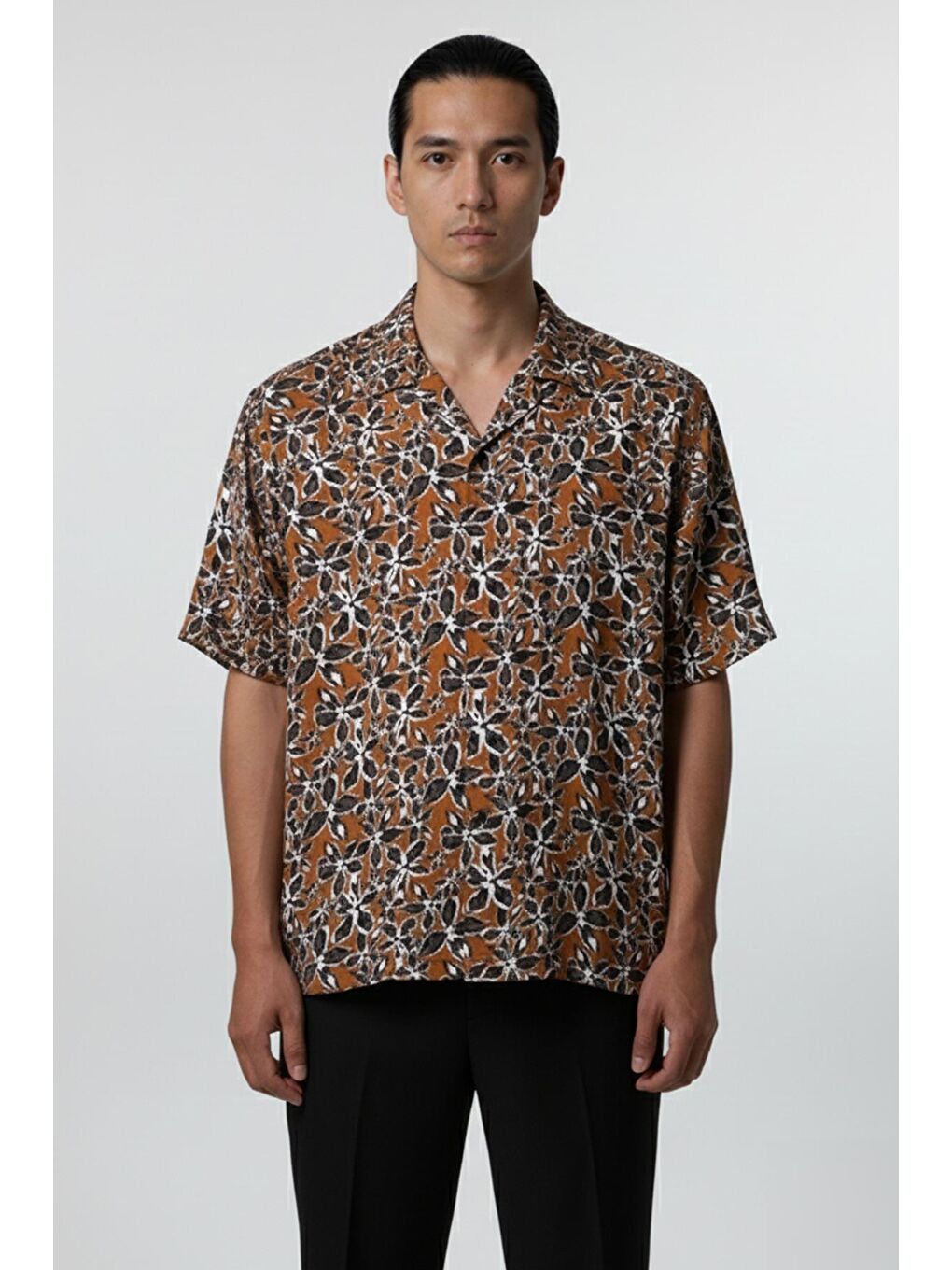 Kahverengi Giotelli Saks Slim Fit %100 Pamuk Düğmeli Polo Yaka Erkek Tişört