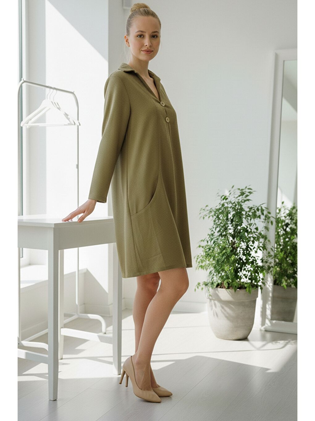 Sarı İtalyan Hardal Rengi Gömlek Yaka Uzun Kol Düğmeli Cepli İnce Fitilli Kadife Dokuma Elbise 100 55-3