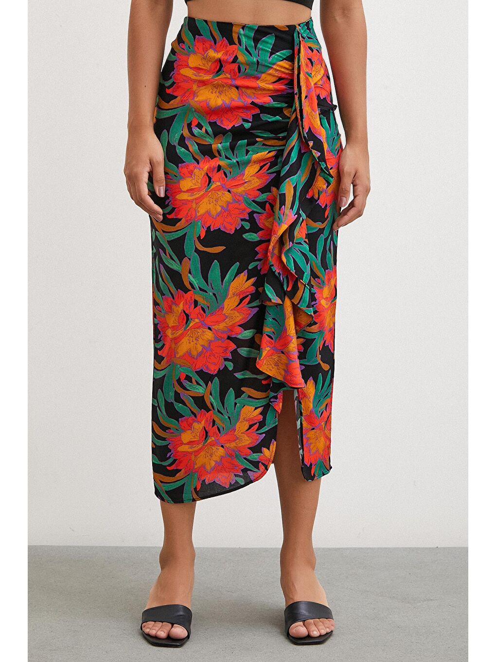 Yeşil Önü Fırfırlı Desenli Etek-4