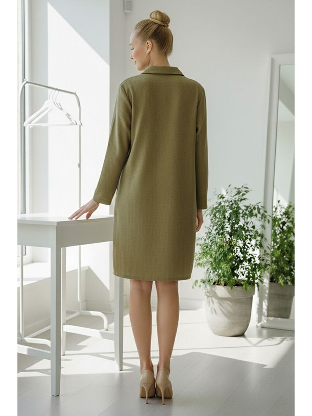 Sarı İtalyan Hardal Rengi Gömlek Yaka Uzun Kol Düğmeli Cepli İnce Fitilli Kadife Dokuma Elbise 100 55-4