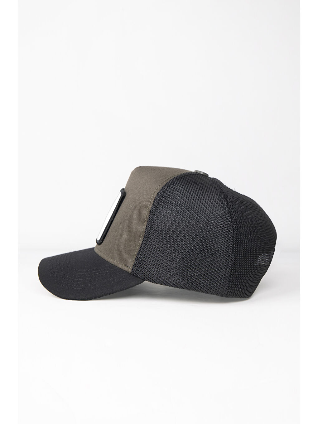 At Logolu Siyah-Haki Trucker Şapka-3