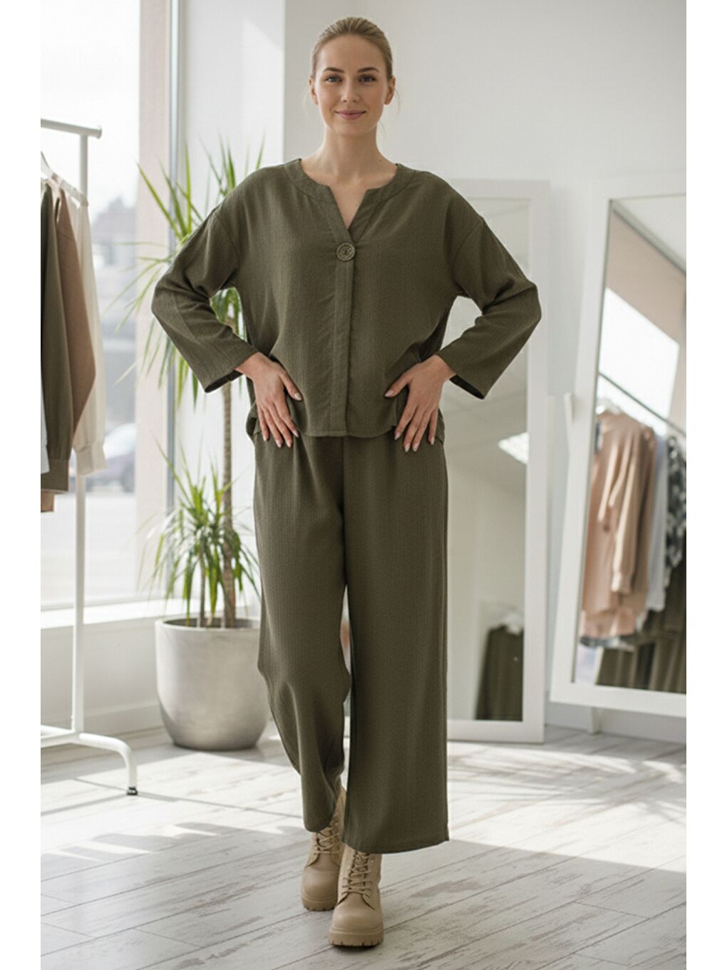 İtalyan Haki Uzun Kol Lastikli Bel İnce Fitilli Kadife Dokuma Alt Üst Takım 67/64 103/58-1