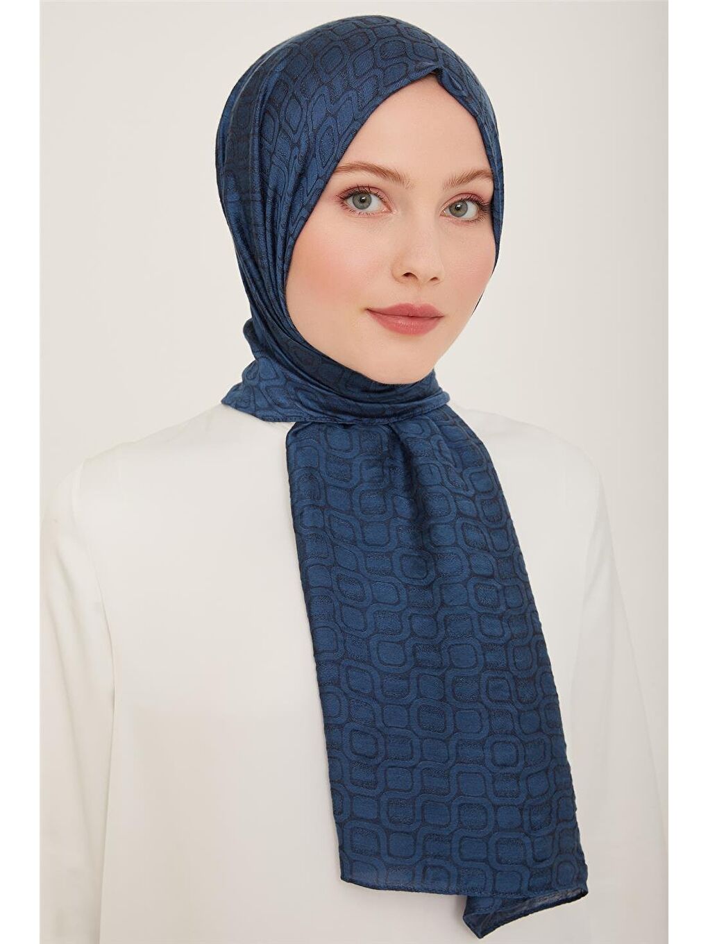 Lacivert Trend Dama Şal 2 1141