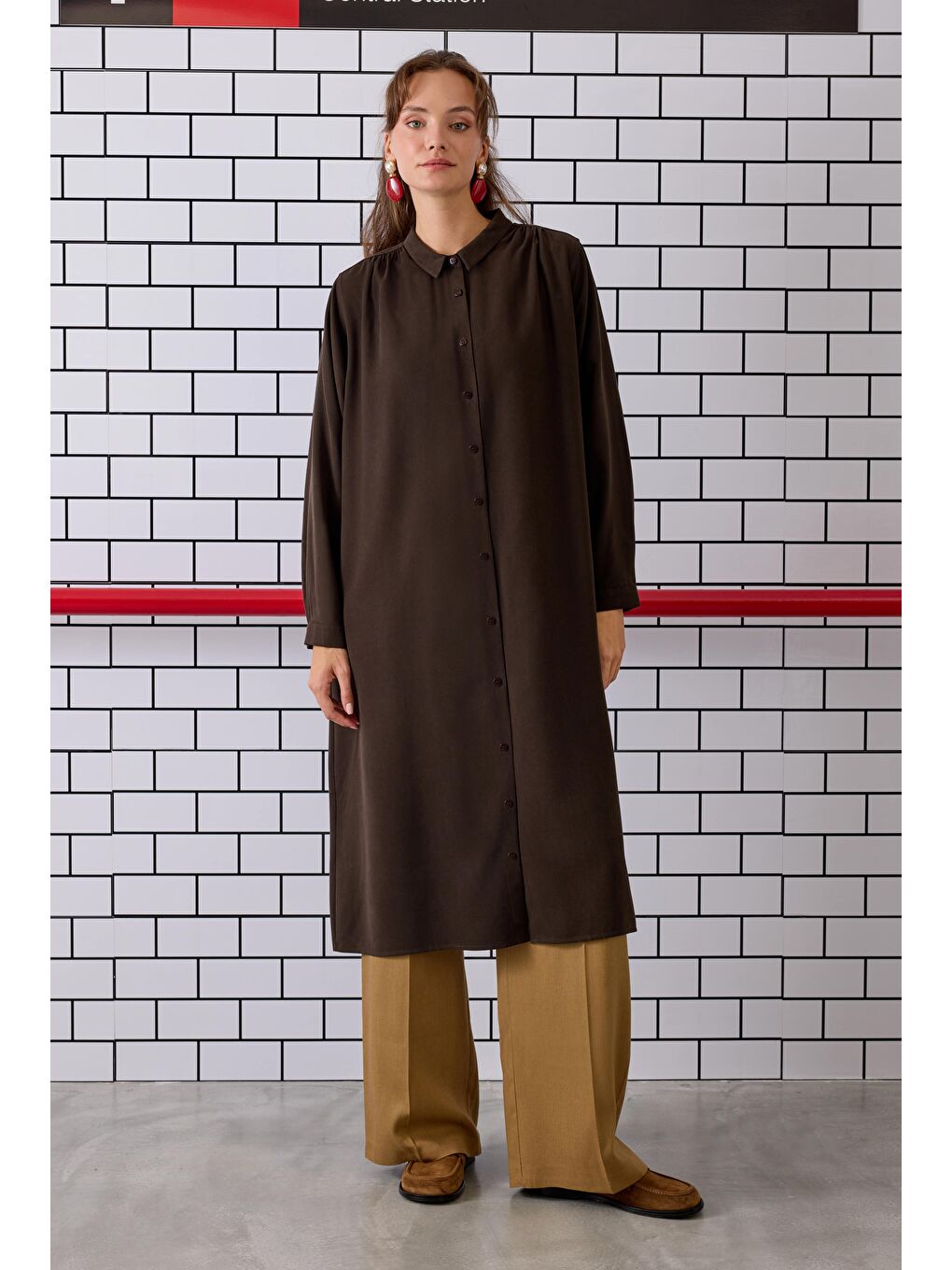Kahverengi Omzu Büzgülü Gömlek Acı Kahve-1