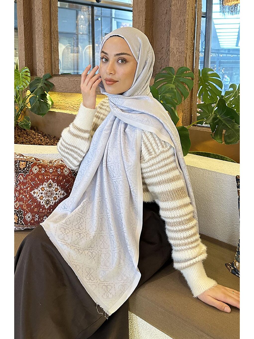 Gue Desen Çift Taraflı Kaşmir Şal Gri-1