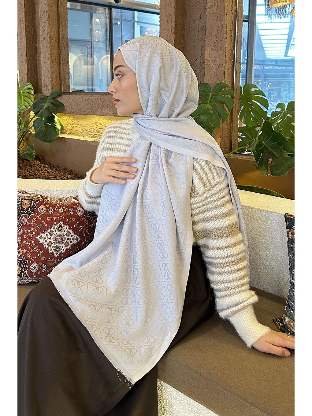 Gue Desen Çift Taraflı Kaşmir Şal Gri-3