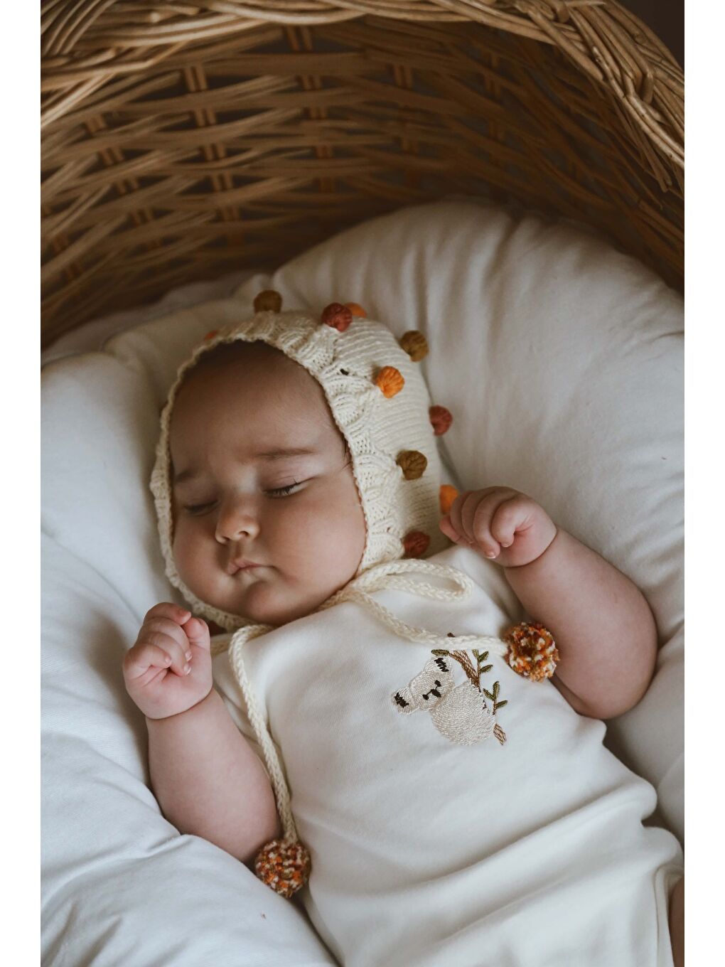 Ekru Ponponlu Bebek Beresi Model 6-2