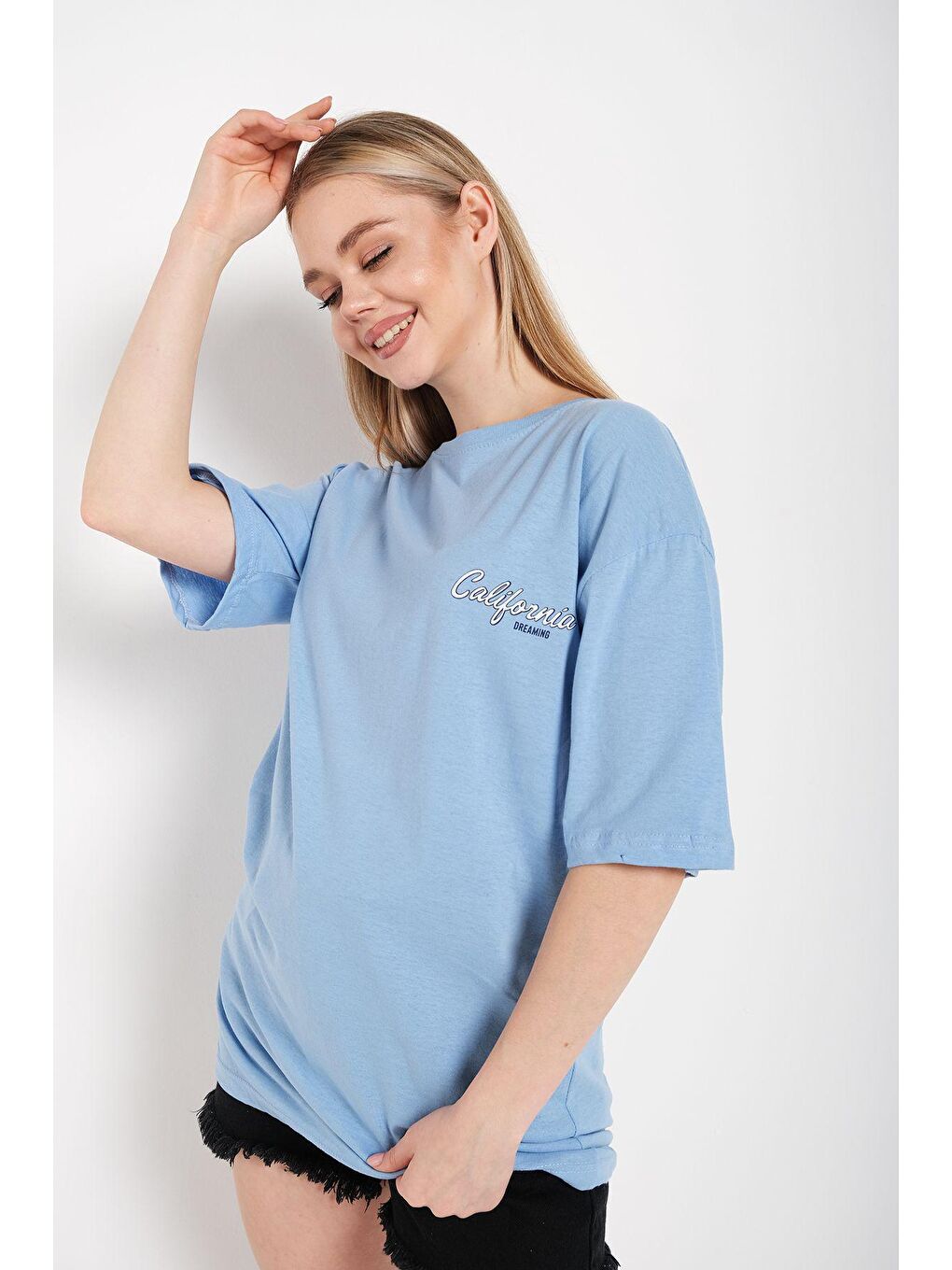Kadın Bebe Mavisi Oversize California Baskılı Tişört-1