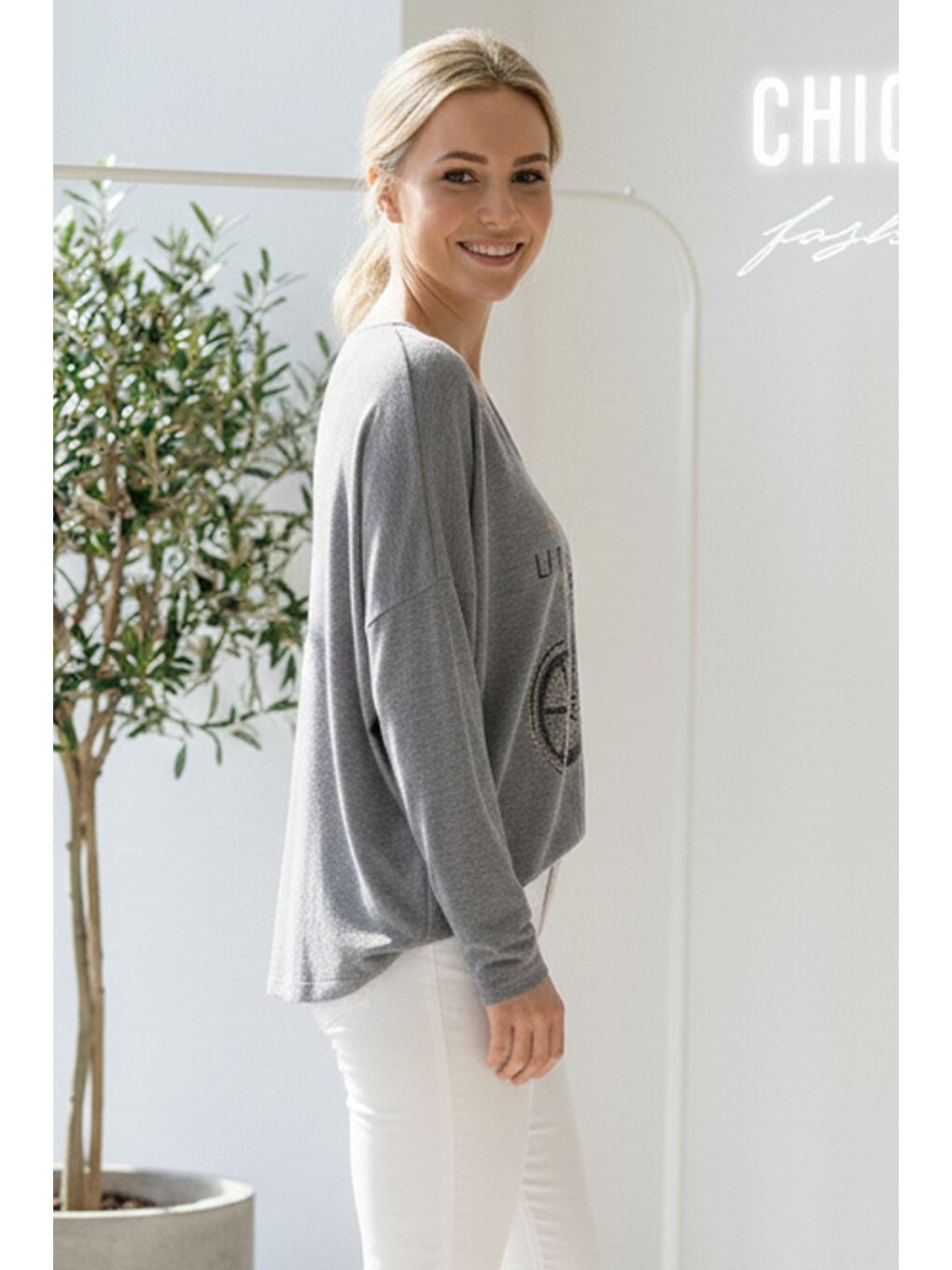 İtalyan Antrasit V Yaka Uzun Kol Baskılı Casual Akrilik Oversize Triko Bluz 68 70-1