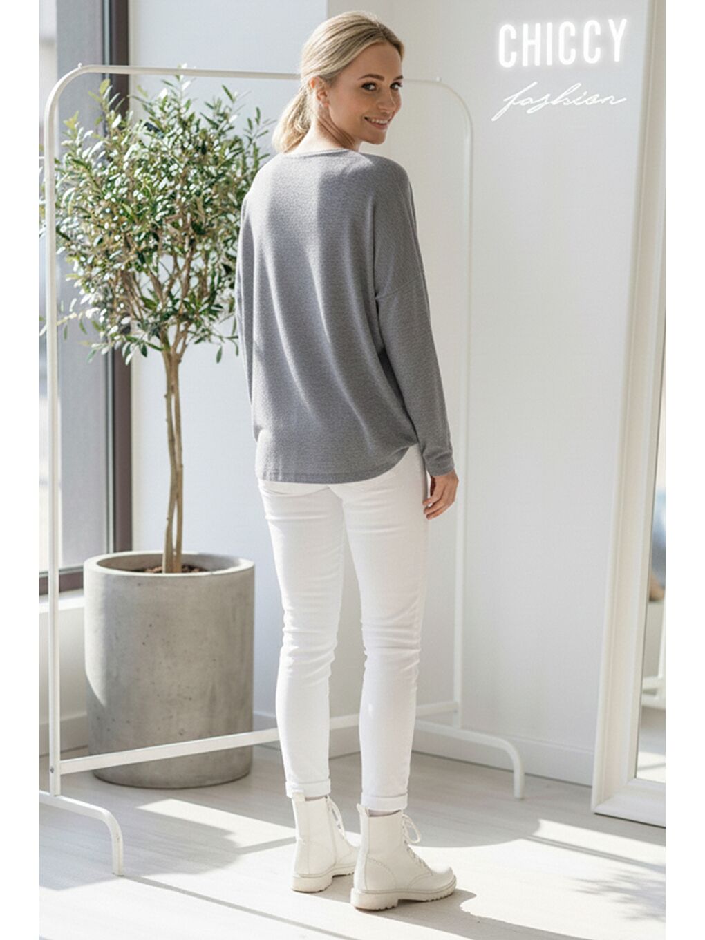 İtalyan Antrasit V Yaka Uzun Kol Baskılı Casual Akrilik Oversize Triko Bluz 68 70-5