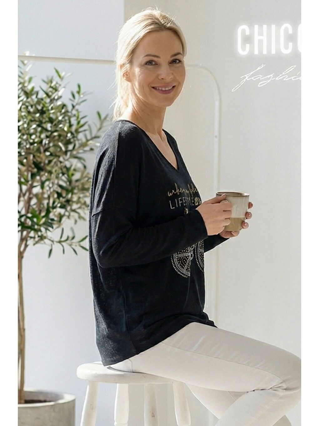 İtalyan Siyah V Yaka Uzun Kol Baskılı Casual Akrilik Oversize Triko Bluz 68 70-1