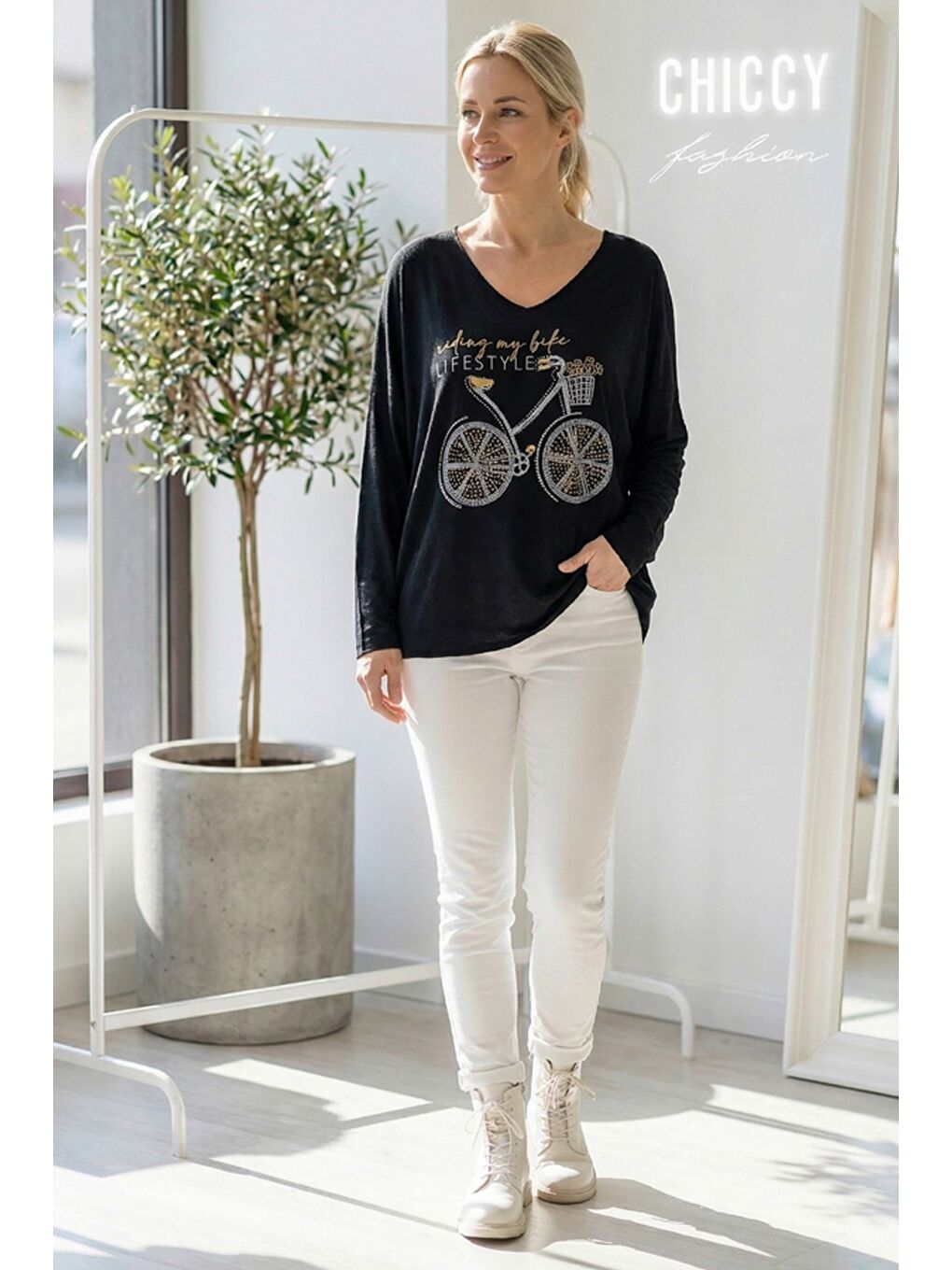 İtalyan Siyah V Yaka Uzun Kol Baskılı Casual Akrilik Oversize Triko Bluz 68 70-3