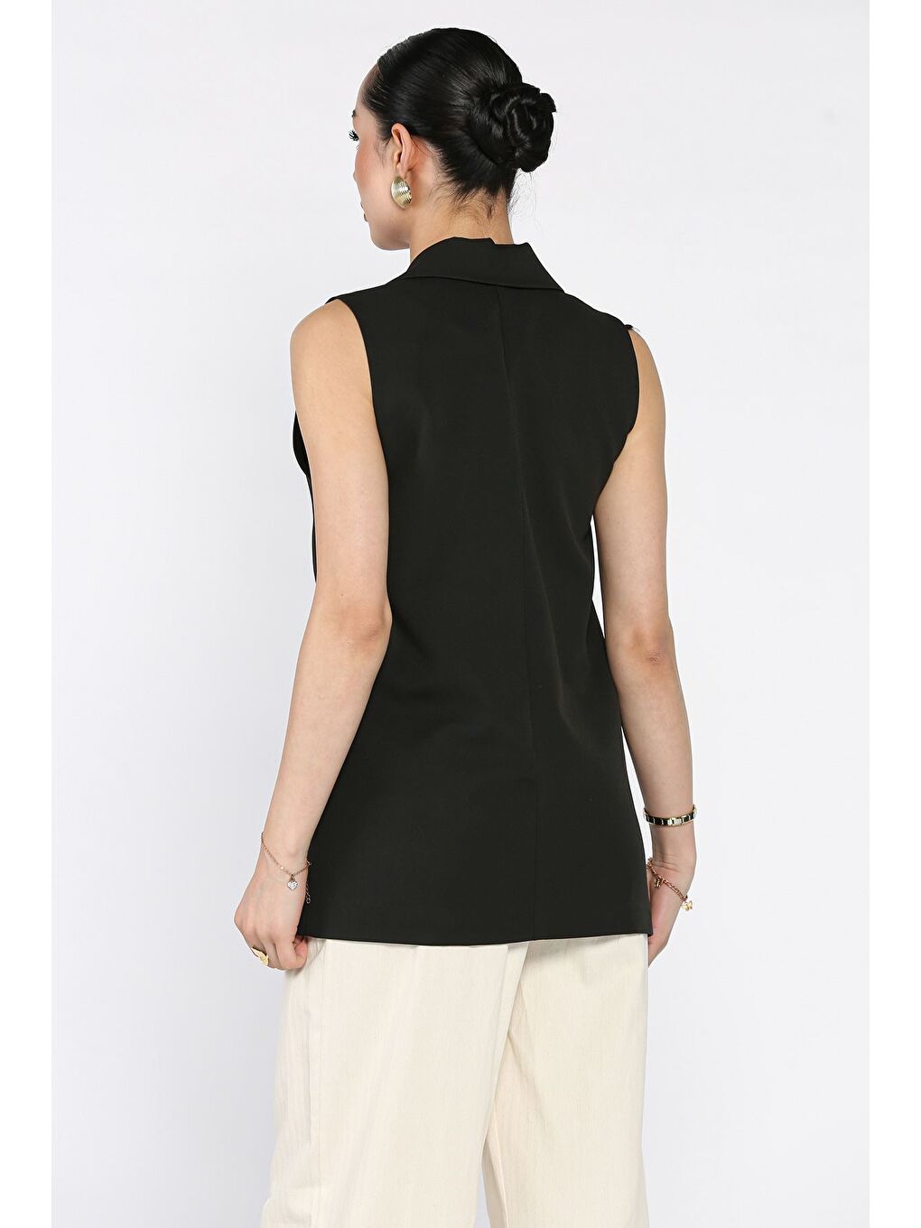 Siyah Kruvaze Yaka Astarlı Kadın Yelek-2