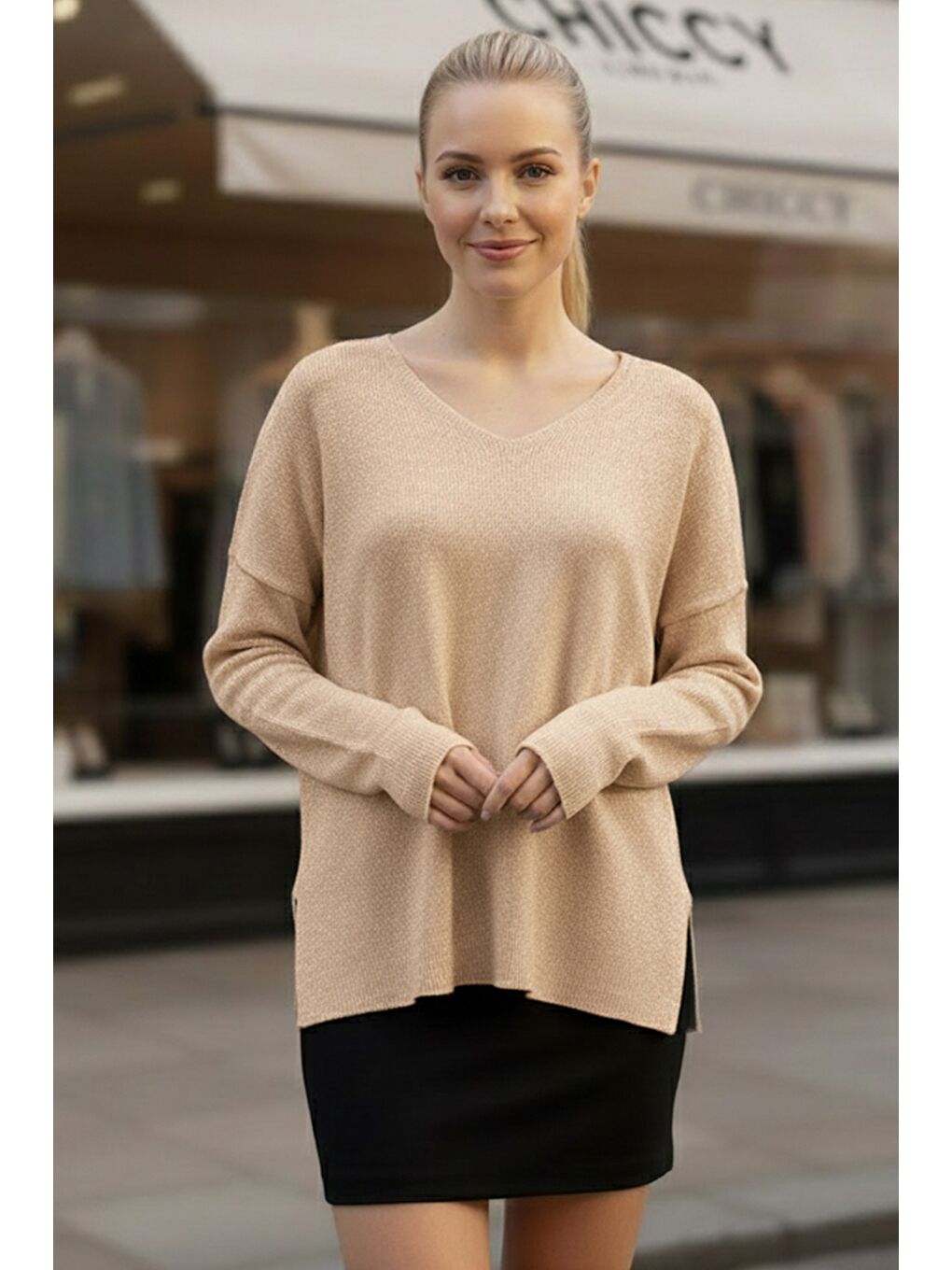 Kahverengi Sütlü Kahve V Yaka Uzun Kol Yırtmaçlı Simli Casual Arkası Uzun Oversize Triko Kazak 70 75