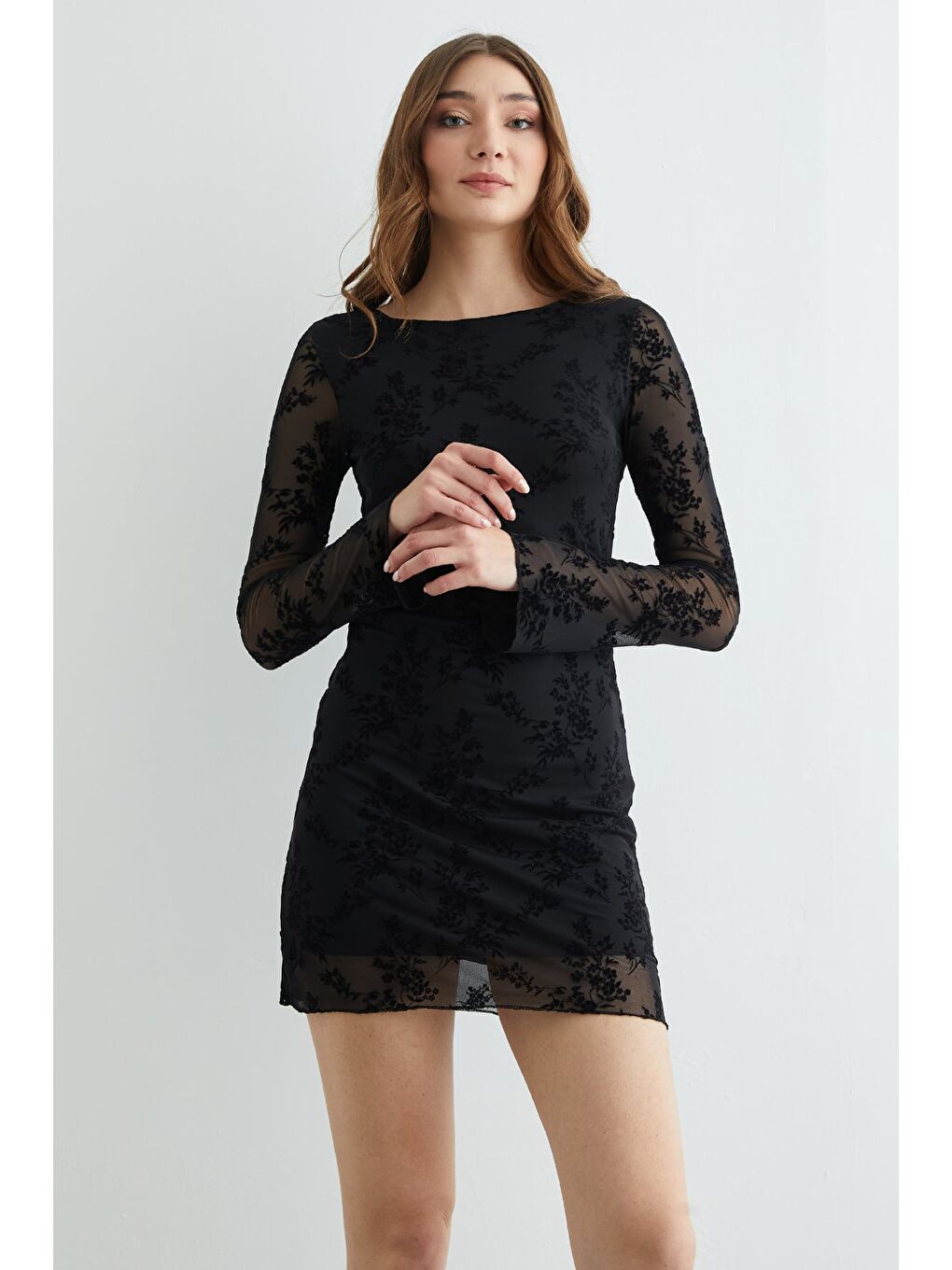 Siyah Kadife Detaylı Mini Boy Transparan Elbise-3