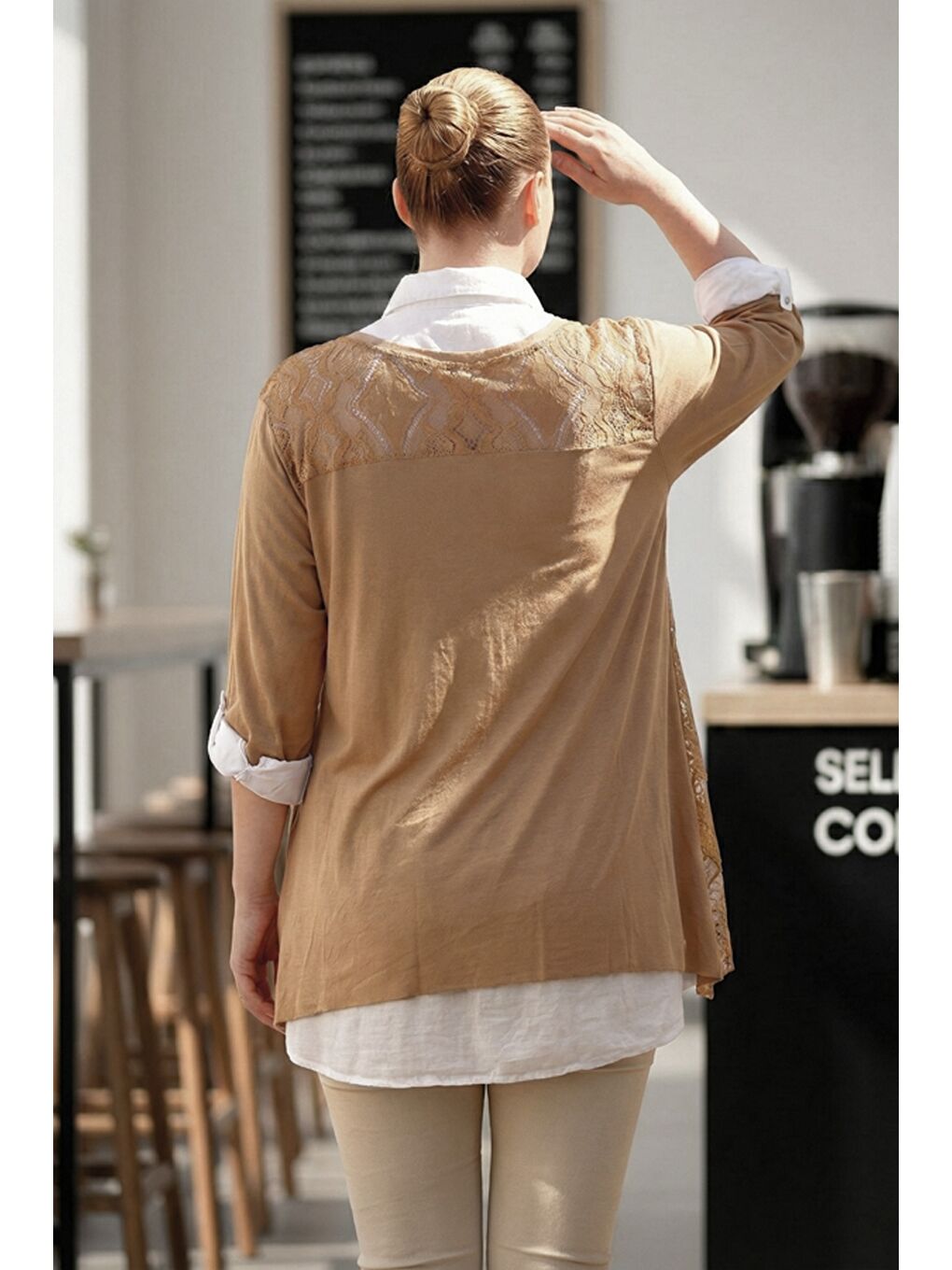 Kahverengi İtalyan Büyük Beden Sütlü Kahve Üçlü Set Gömlek ve Fularlı Dantel Casual Triko Bluz 68 65-3