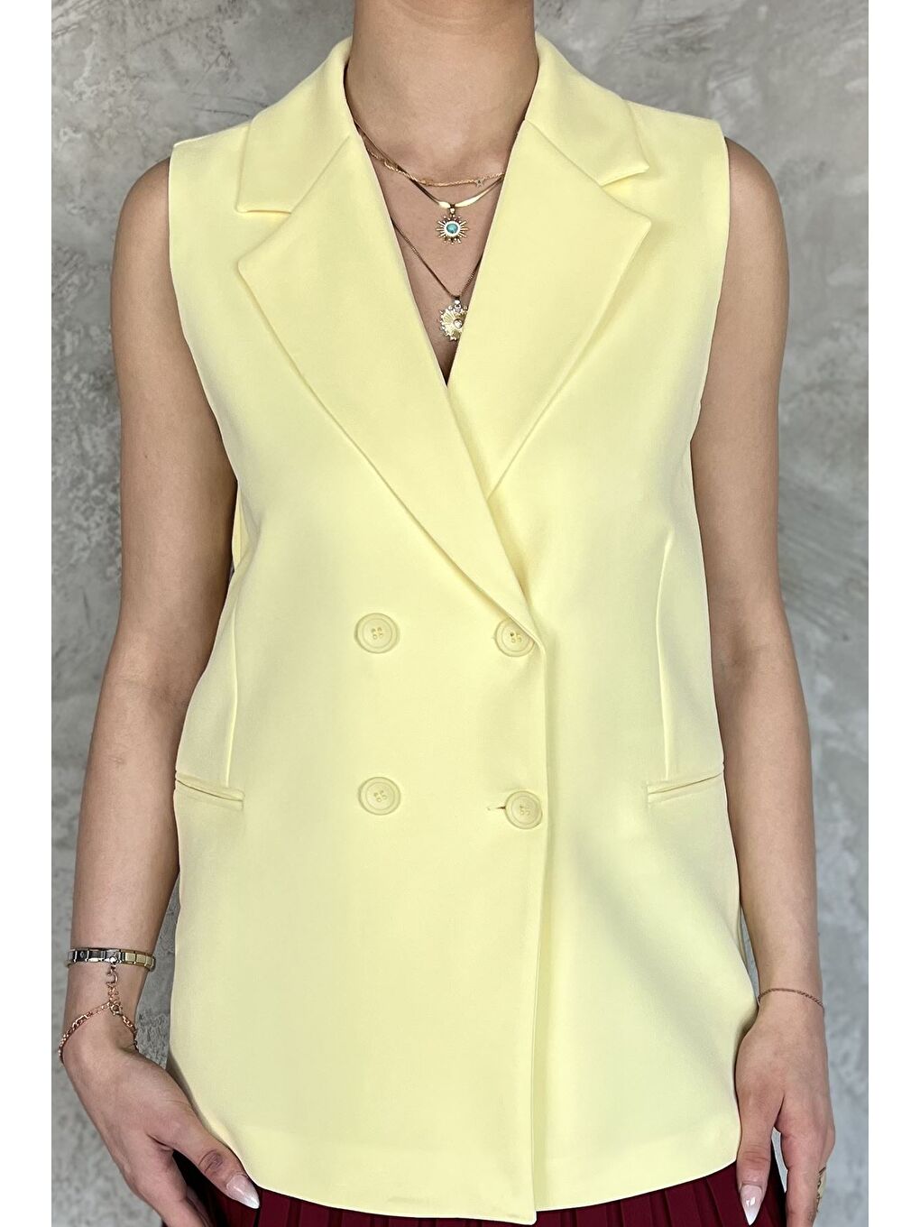 Sarı Kruvaze Yaka Astarlı Kadın Yelek-3
