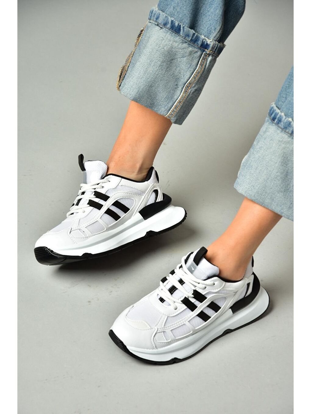 S9730176 Siyah-Beyaz Kadın Spor-2