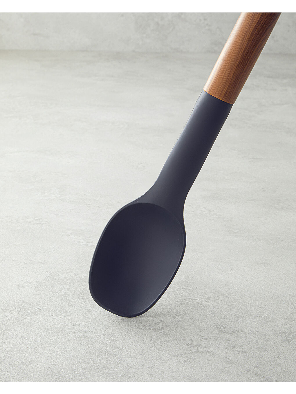 Ciara Plastik Servis Kaşığı 32 cm Siyah-1