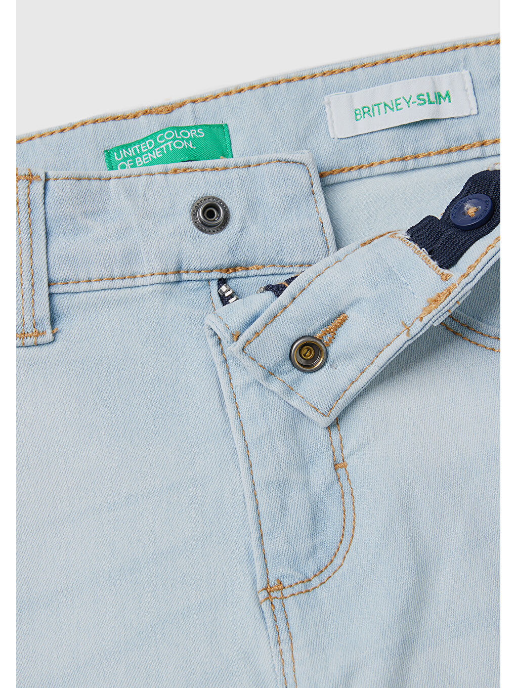 United Colors Of Benetton Açık Mavi Kız Çocuk Açık Denim Eskitilmiş Efektli 5 Cepli Streç Kısa Denim Pantolon - 2