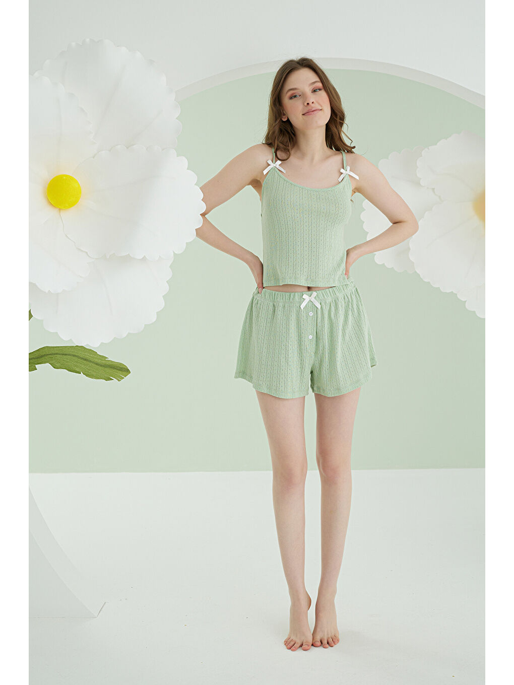 Yeşil İnce Askılı Kurdele Şortlu Pijama Takımı-1