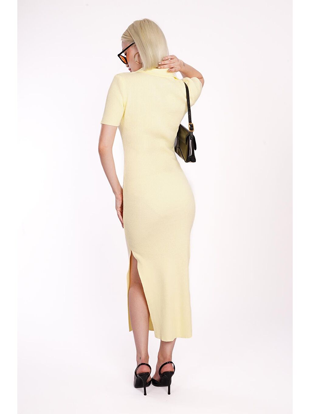 Sarı Yandan Yırtmaçlı Polo Yaka Kadın Triko Elbise Mg1480-2