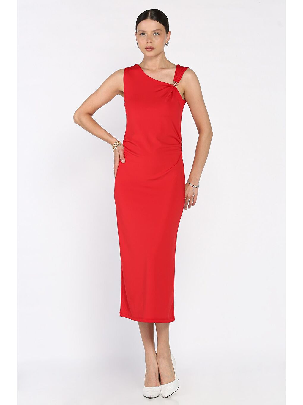 Kırmızı Kadın Bel Büzgülü Omuz Aksesuar Detaylı Elastanlı Elbise
