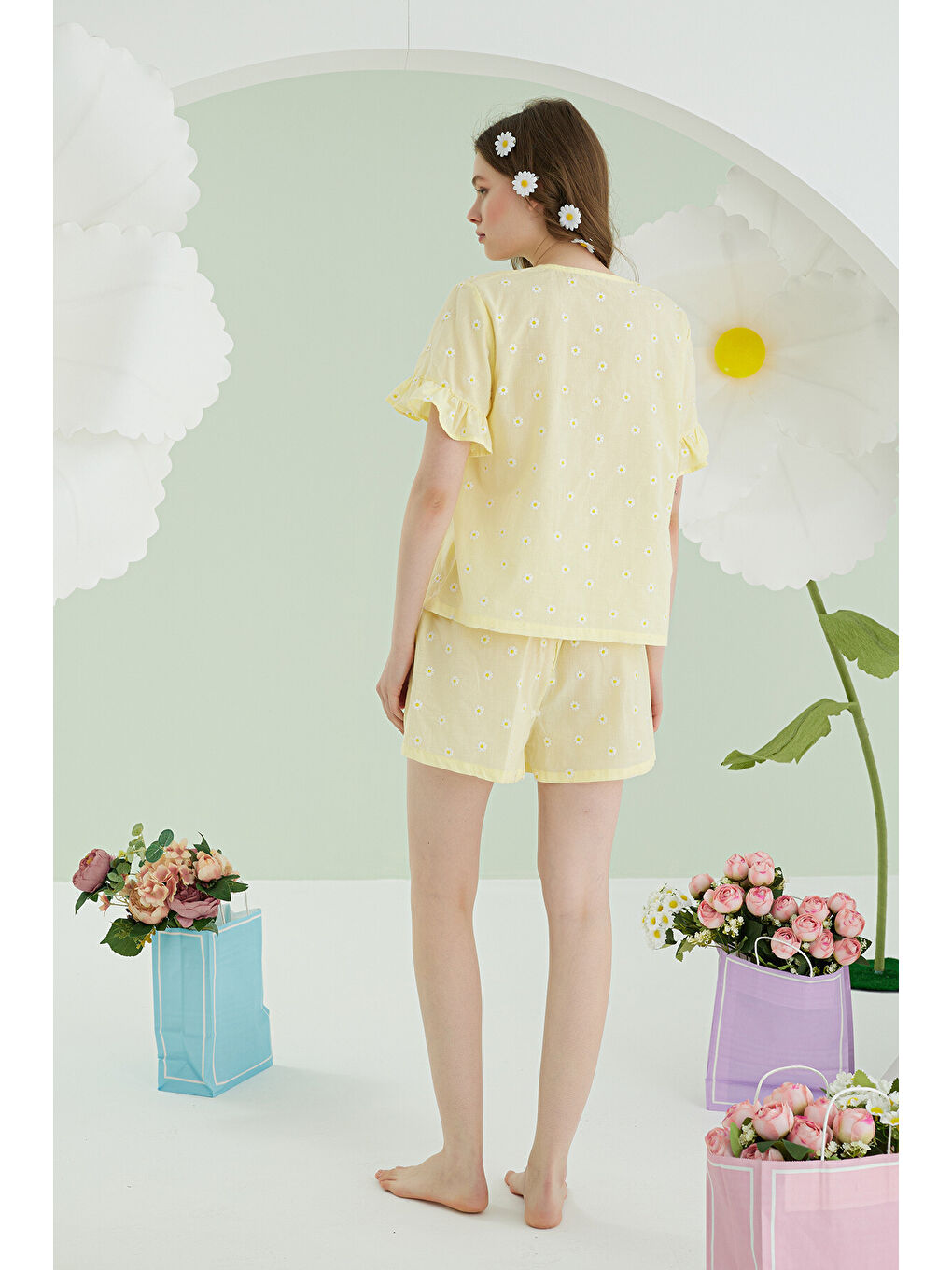 Sarı Papatya Şortlu Önden Bağlamalı Pijama Takımı-3