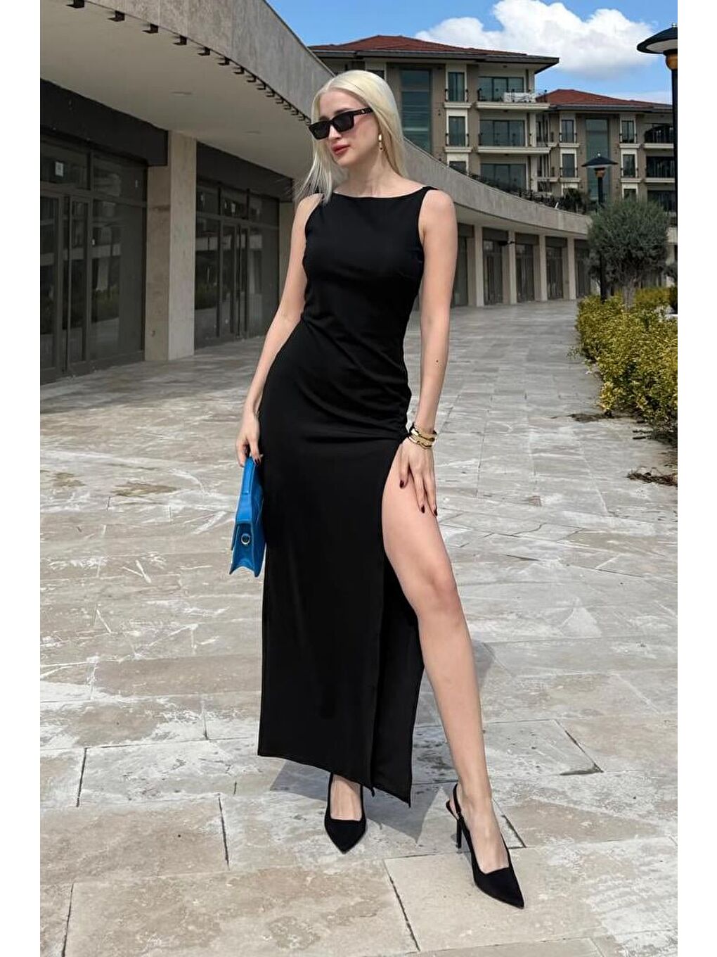 Siyah Maxi Boy Yırtmaç Detaylı Kadın Elbise Mg2367