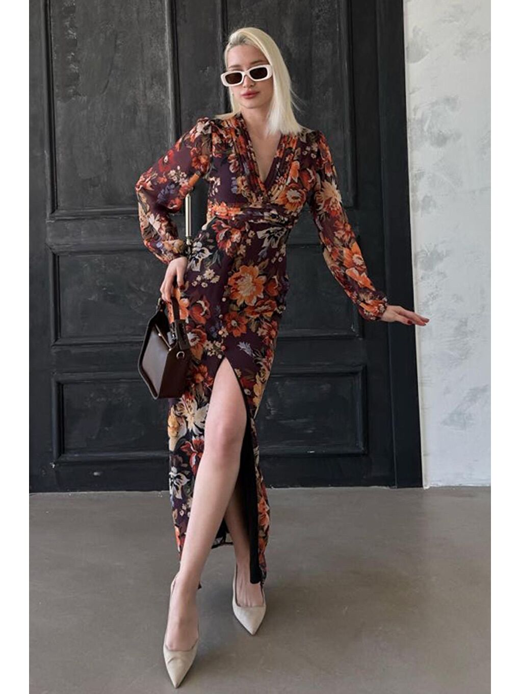 Kahverengi Çiçekli Düğme Detaylı Kadın Elbise Mg2314-1