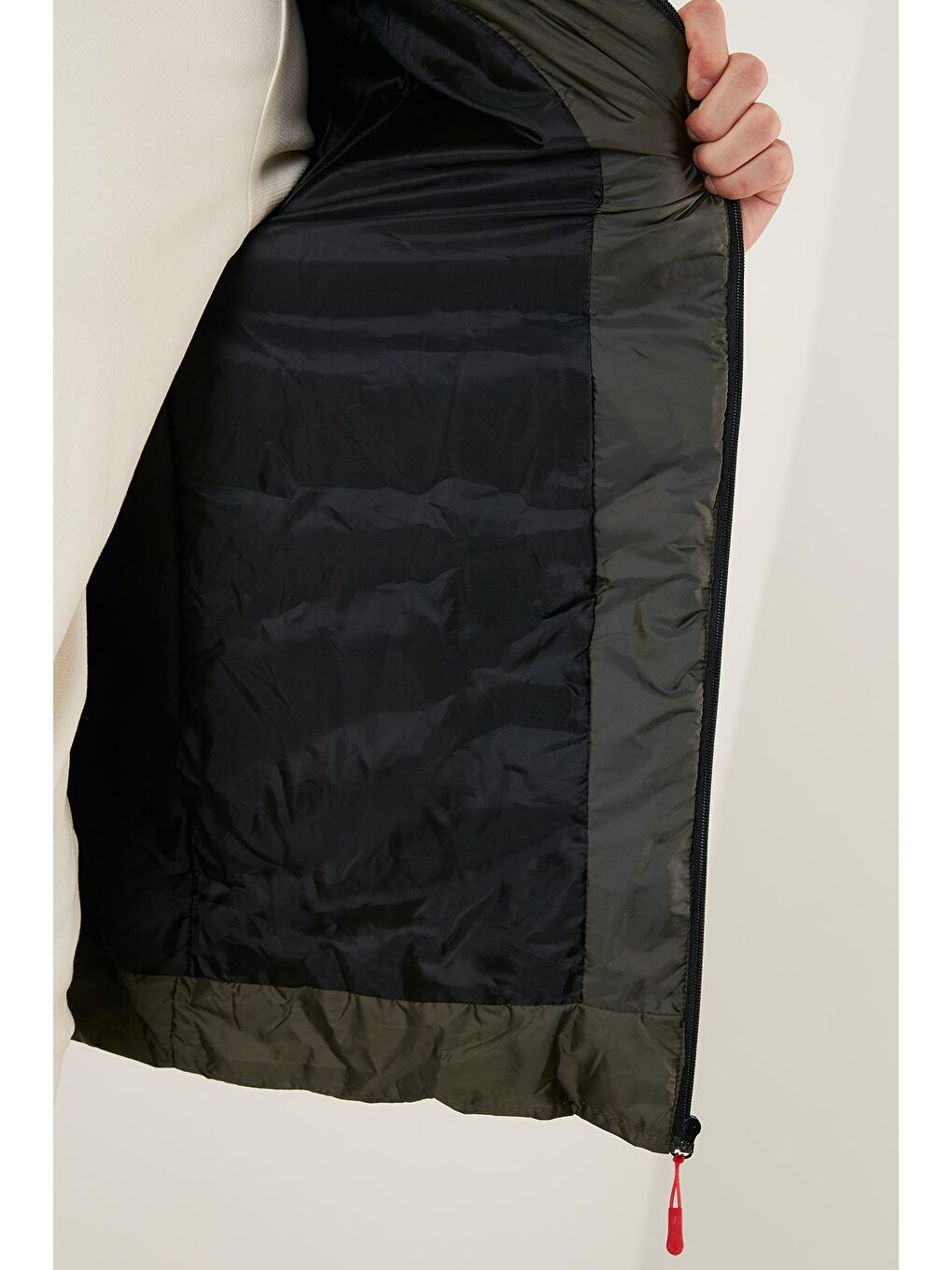 Haki Slim Fit Fermuarlı Çıkarılabilir Kapüşonlu Şişme Erkek Mont 5760065-3