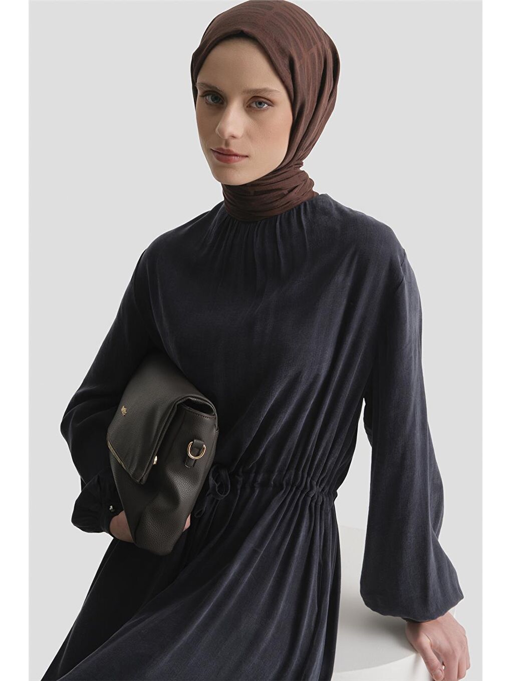 İşlemeli Yelekli Kupra Takım İndigo-1