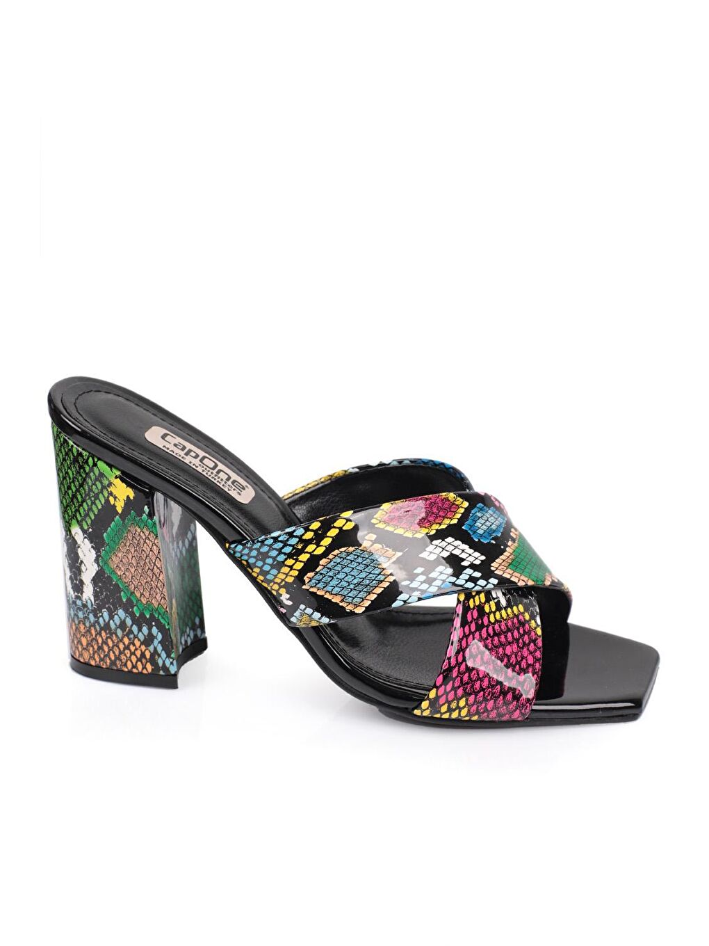 Karışık 015 Topuklu Küt Burun Kadın Terlik