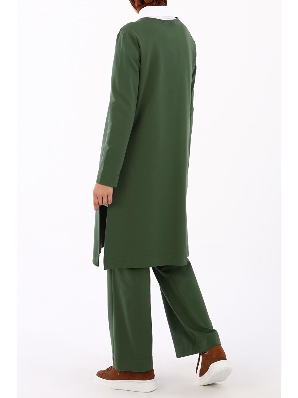 Yosun Yeşili Yanları Yırtmaçlı Pantolonlu Cepli Takım-4