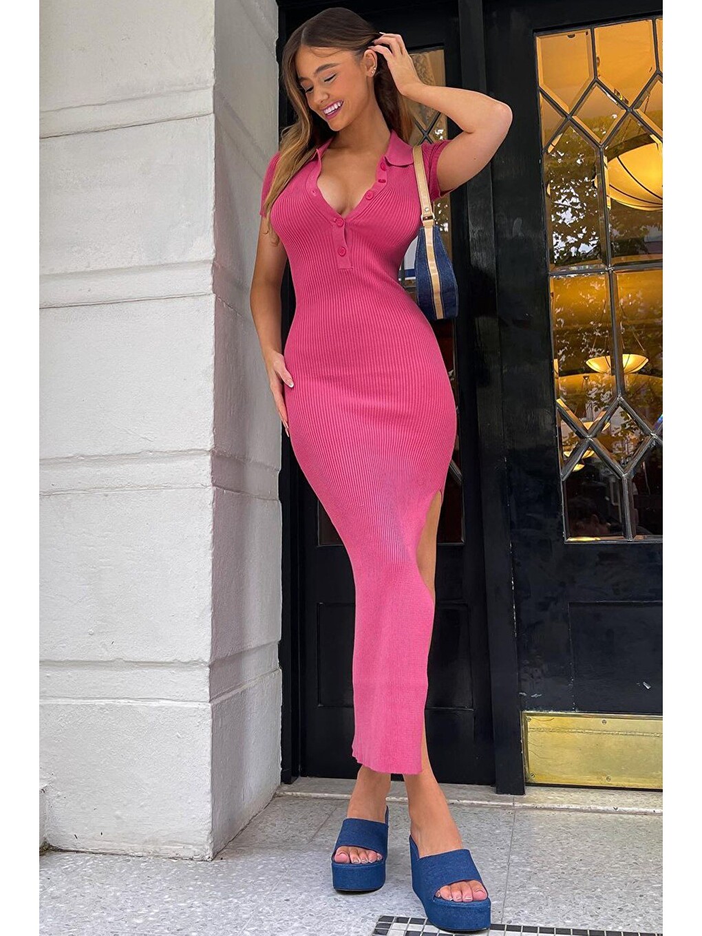 Pembe Yandan Yırtmaçlı Polo Yaka Kadın Triko Elbise Mg1480
