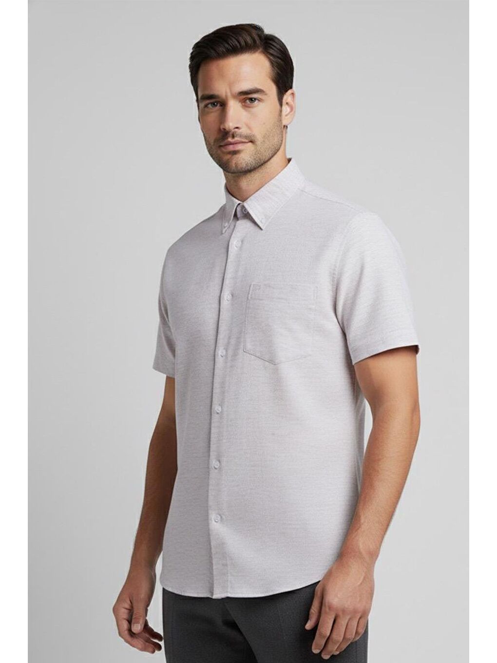 Erkek Bej Kısa Kollu Çizgili Pamuk Gömlek – Düğmeli Yaka, Regular Fit