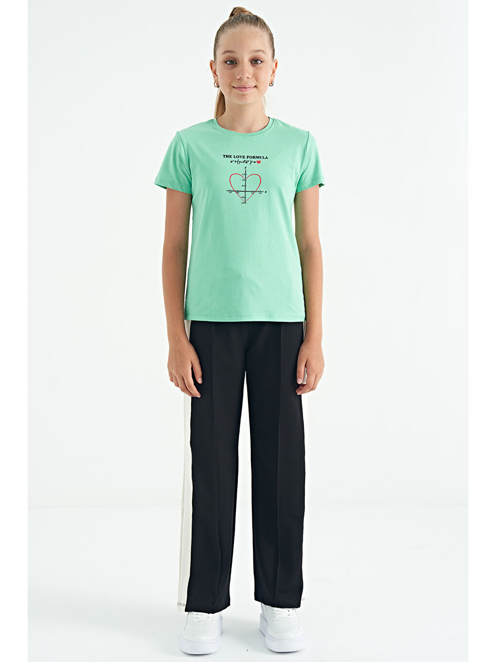 Turkuaz Su Yeşili O Yaka Baskı Detaylı Rahat Kalıp Kız Çocuk Tişört - 75129-2