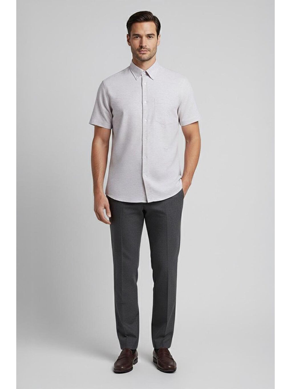 Erkek Bej Kısa Kollu Pamuk Gömlek – Düz, Düğmeli Yaka, Regular Fit-2