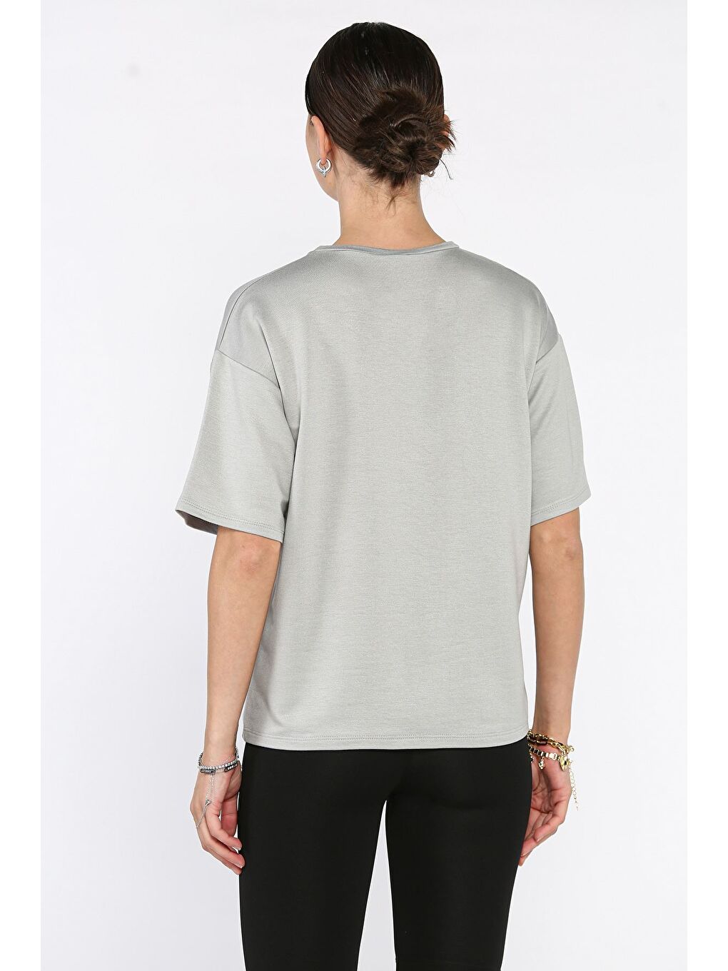 Gri Kadın V Yaka Basic Tişört-2