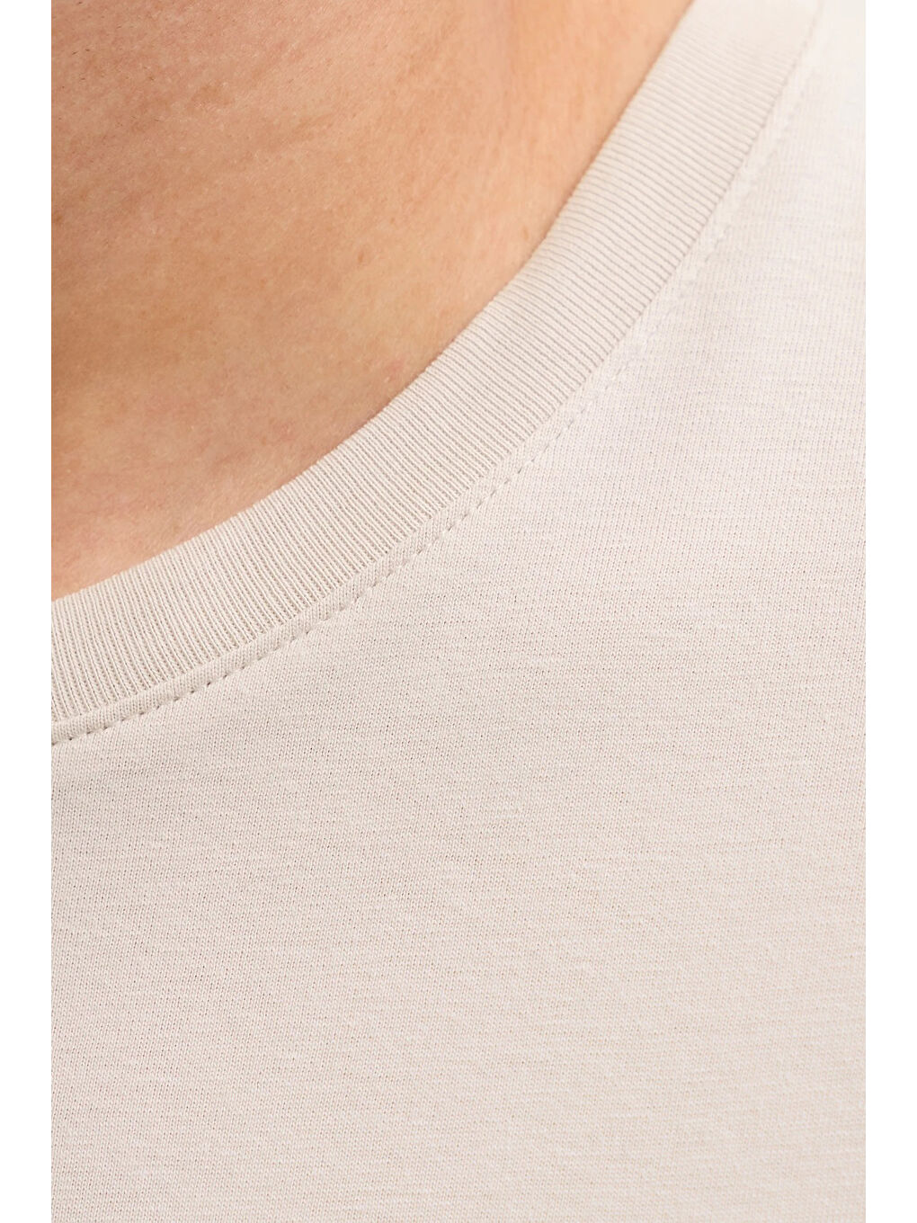 Bej Essentials Logolu Pamuklu Regular Fit Bisiklet Yaka T Shirt 12288536-4