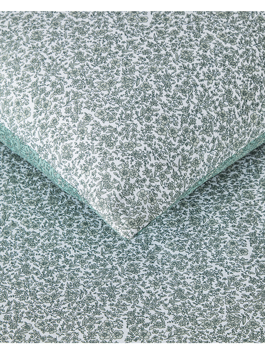 Blossom Garden Çift Taraflı Kolay Ütülenir Çift Kişilik Nevresim Takımı 200x220 cm Yeşil-4