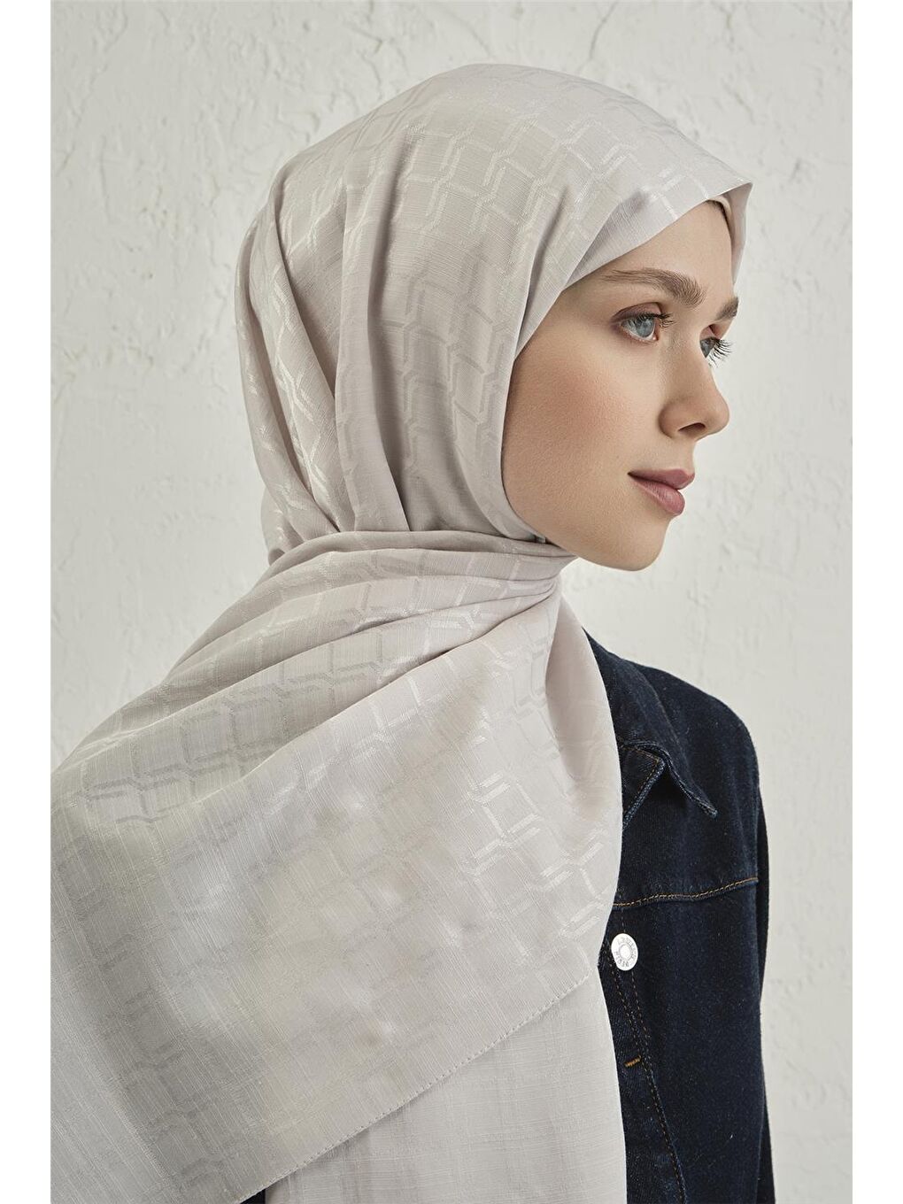 Gri Pamuk Floş Çapraz Desen Şal 2 17-3