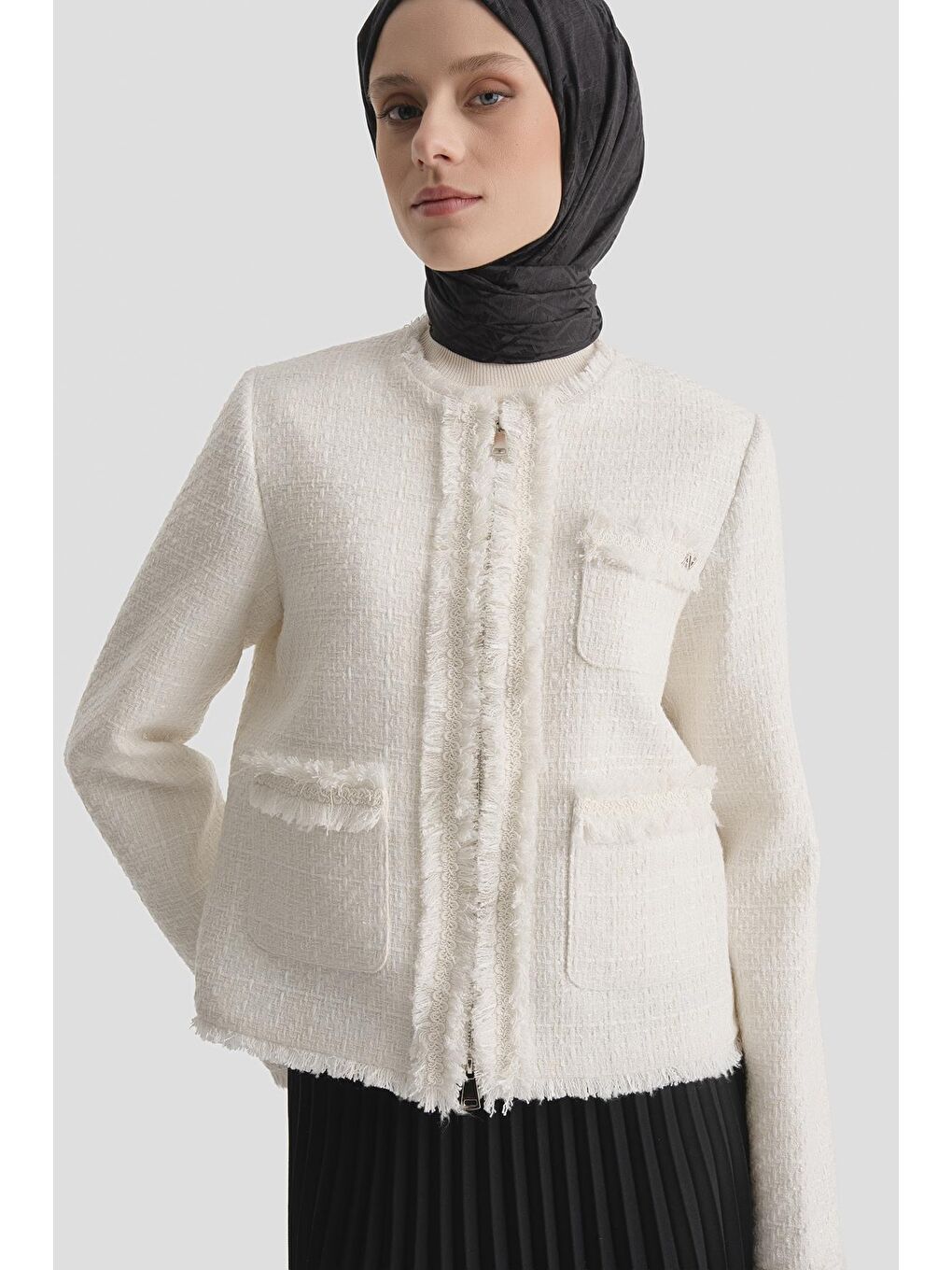 Tüvit Ceketli Takım Beyaz-2