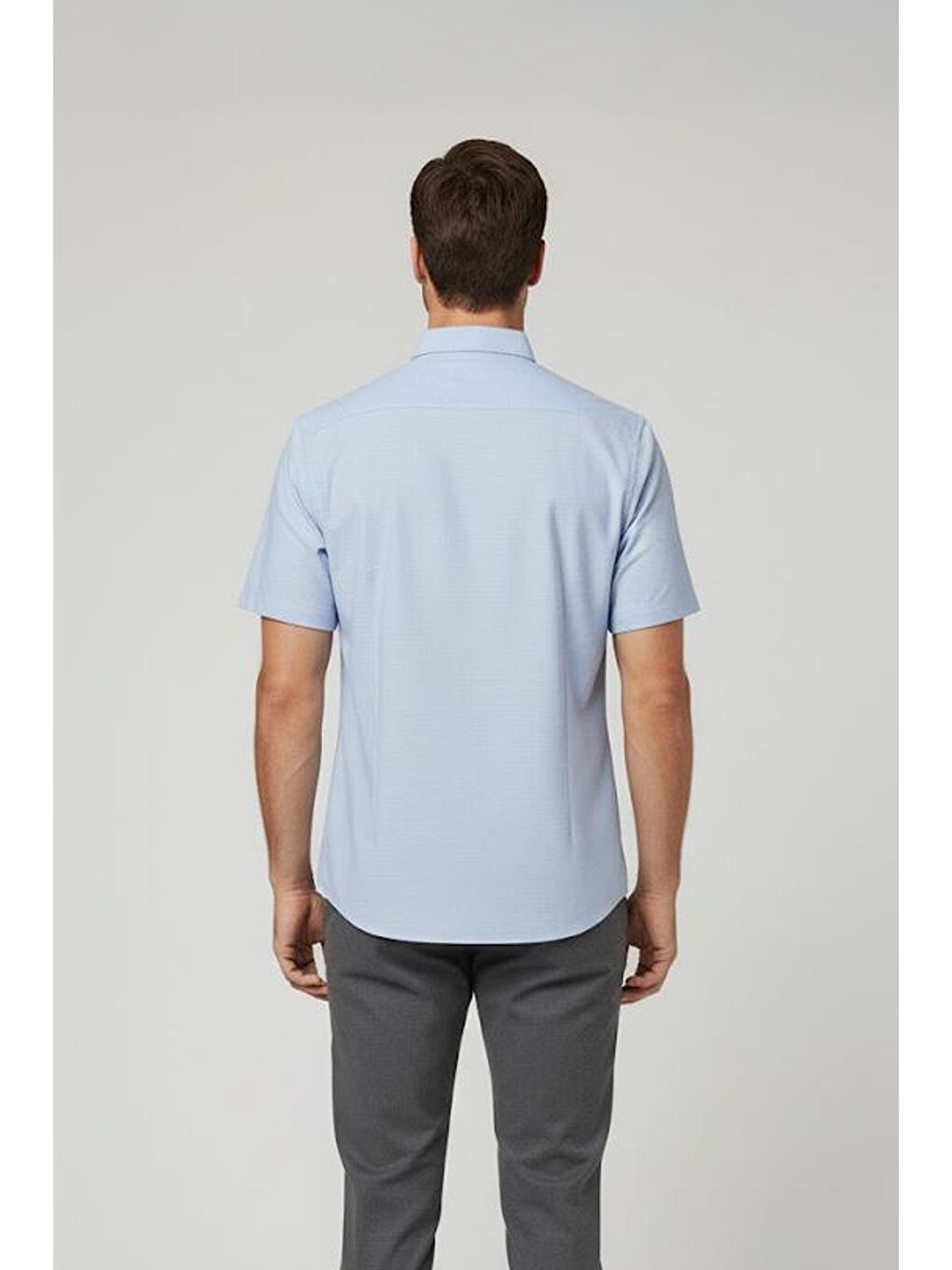 Erkek Açık Mavi Kısa Kollu Pamuk Gömlek – Düğmeli Yaka-1
