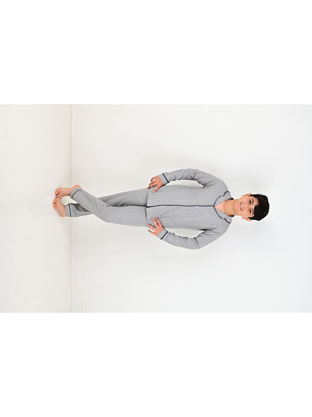 Vitmo Gri Erkek Çocuk Uzun Kollu %100 Pamuklu Düğmeli Pijama Takımı Mini Kare