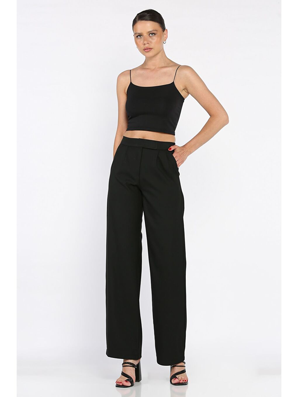 Siyah Kadın Bel Lastikli Cırtlı Palazzo Pantolon-1